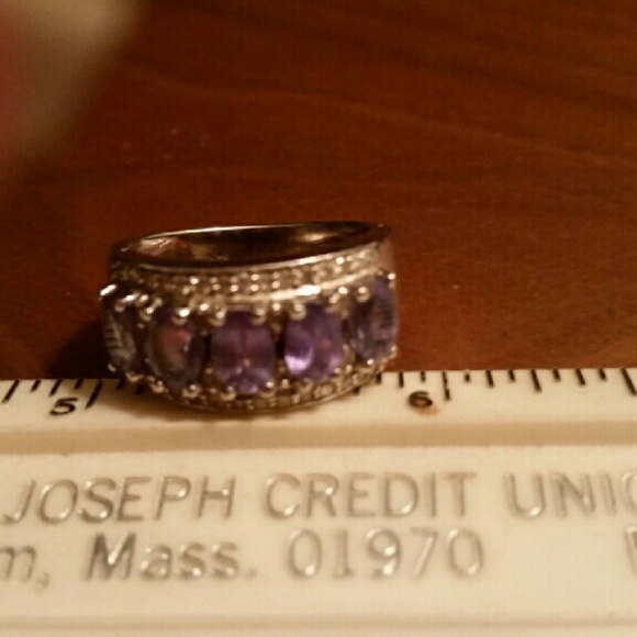 Ring - Picture 2 of 3