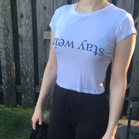 BRANDY MELVILLE stay weird tee