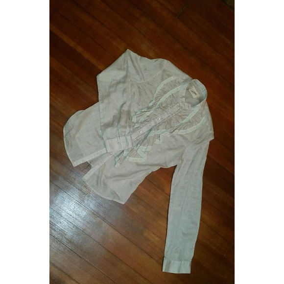 *CLOSET CLEAROUT*VINTAGE-ESQUE BIEGE RUFFLE BLOUSE