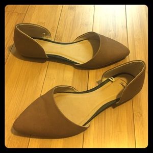 Tan leather Gap flats