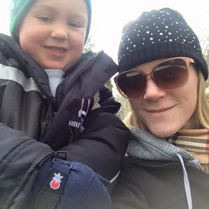 Meet your Posher, Caitlin