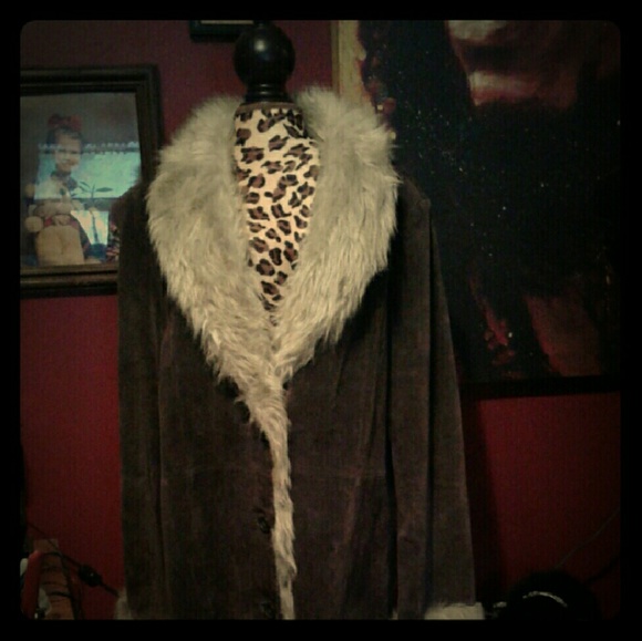 Delias midi coat