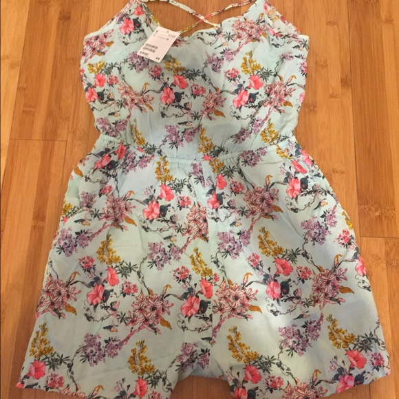 Floral Rompers - Picture 3 of 4