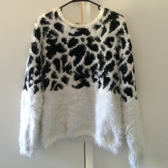 Comfy sweater 💗