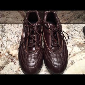 Oakley athletic men's shoe