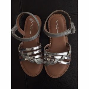 Girls Nina sandals size 11