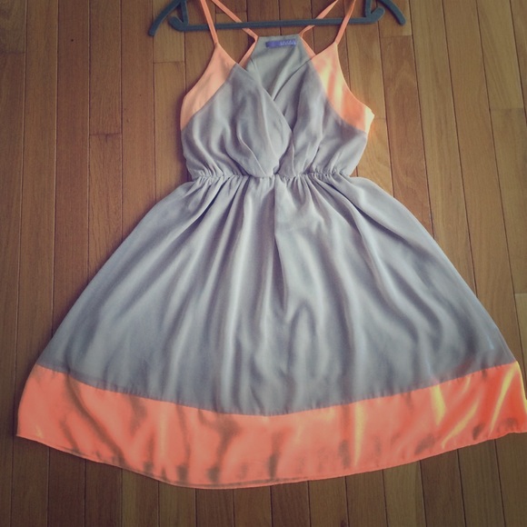 Lulus Dresses & Skirts - Lulu's dress. Small