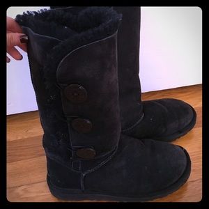 Black uggs with buttons