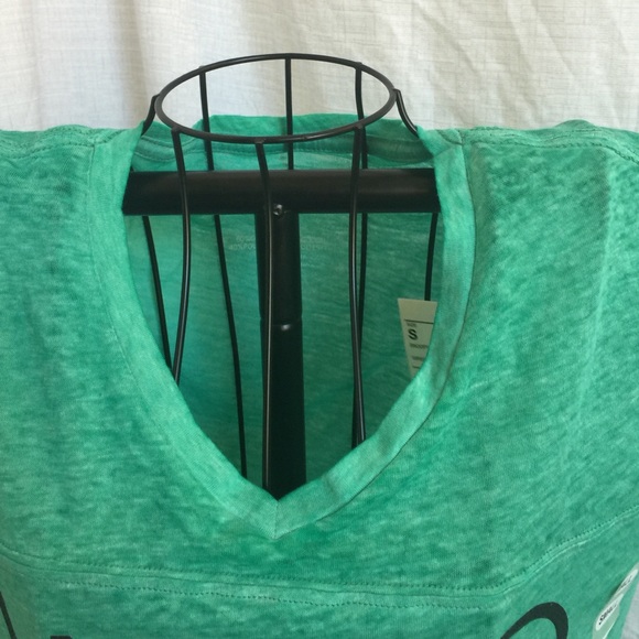 Snoopy Football Tee (Junior)💥💕SALE💥💕 - Picture 3 of 5