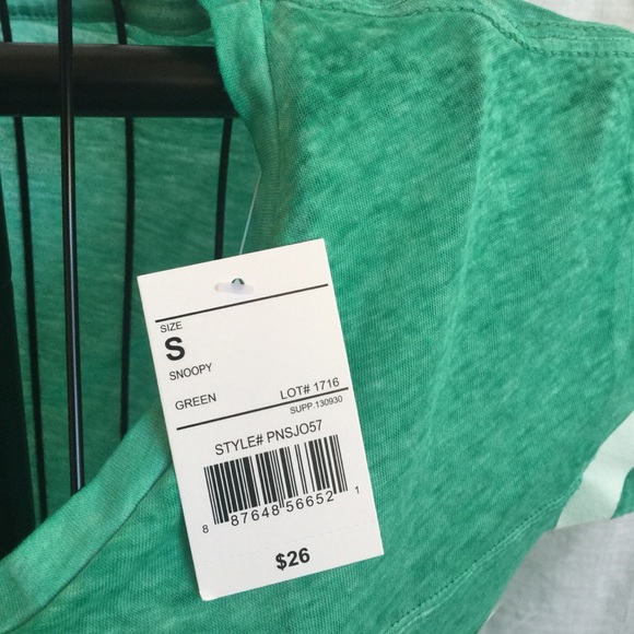 Snoopy Football Tee (Junior)💥💕SALE💥💕 - Picture 4 of 5