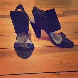 Vince Camuto black Carine heels size 8