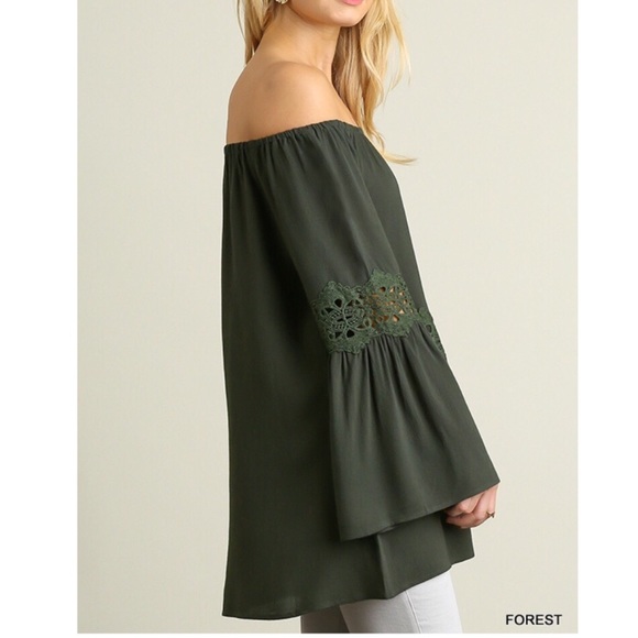 Off shoulder bell sleeve tunic with lace detail - Picture 3 of 4