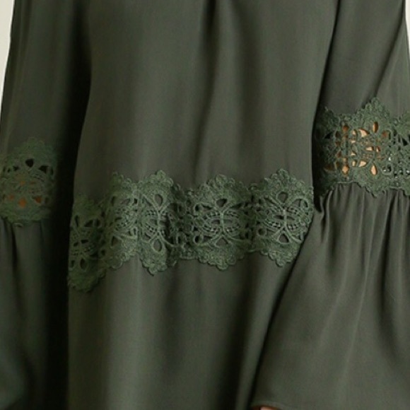Off shoulder bell sleeve tunic with lace detail - Picture 4 of 4