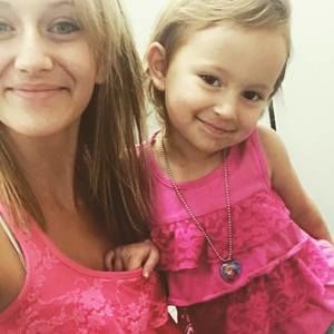 Meet your Posher, Zoe