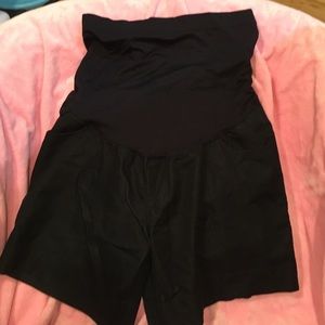 Maternity shorts