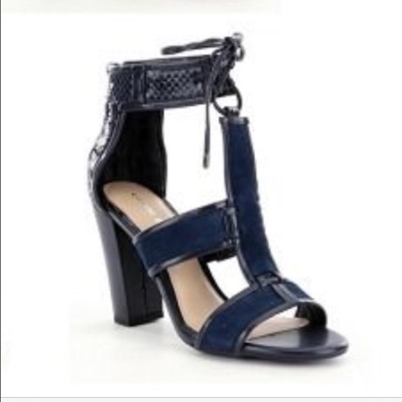 Beautiful heels. Brand new!