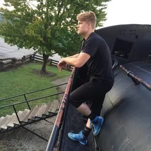 Meet your Posher, Christopher