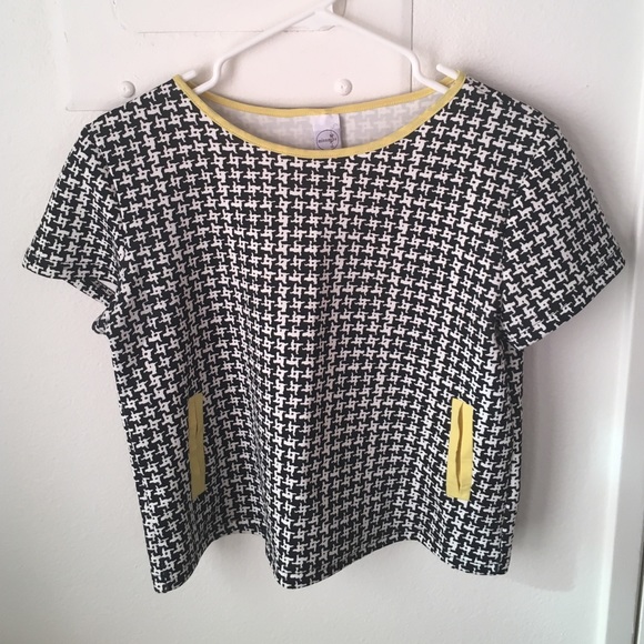 A designer shirt - Picture 1 of 2