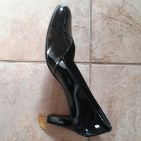 Shose - Picture 4 of 4