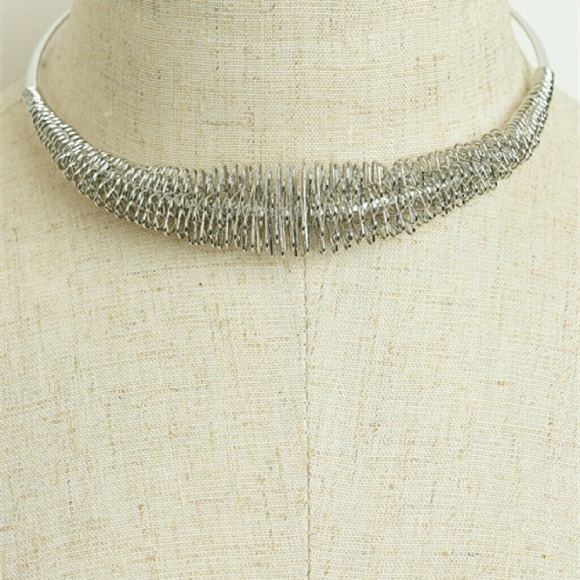 🔥Sale: $13🔥Multi Coil Necklace Choker - Picture 2 of 3