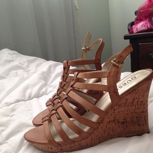 Guess wedges 9/10 condition