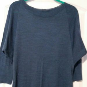 3/4 dolman sleeve light weight sweater
