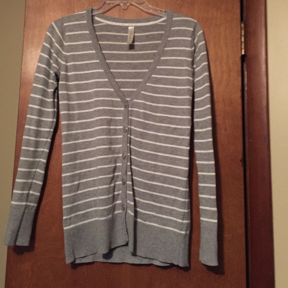 Cherokee button up sweater