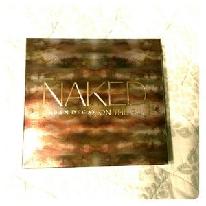 Urban Decay Naked On The Run Palette