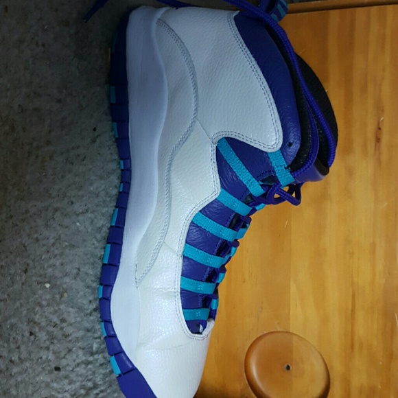 Jordans 10 Charlotte - Picture 2 of 4