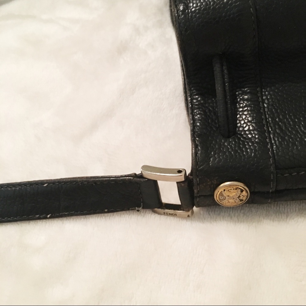 Leather Crossbody Bucket Bag - Picture 5 of 8