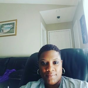 Meet your Posher, Sheila