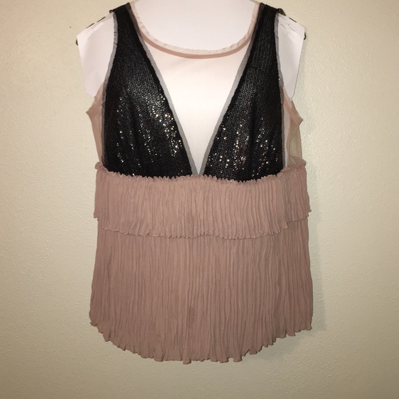 Top BCBG