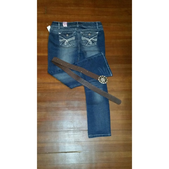 WALLFLOWER JUNIOR PLUS SIZE 17 BOOTCUT JEANS