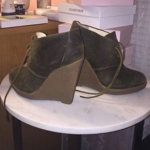 Enzo Angiolini suede wedges size 6 fall fashion