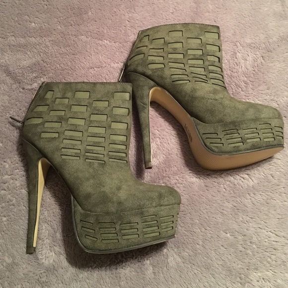 Michael Antonio Super Cute Boots