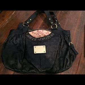 Louis Vuitton -ON HOLD