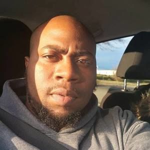 Meet your Posher, Larry