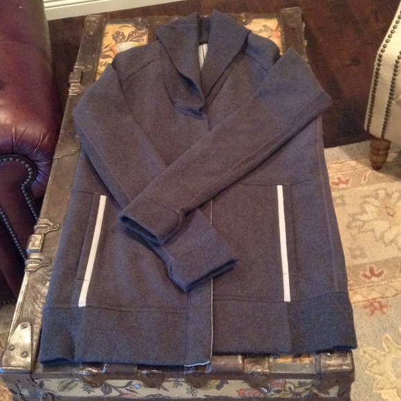 Lululemon Yin To My Yang Cardi NWT 6 w/ headband