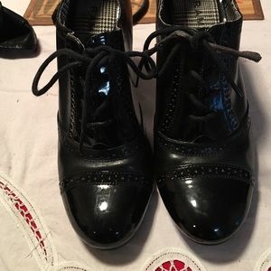 Men's style trouser heels