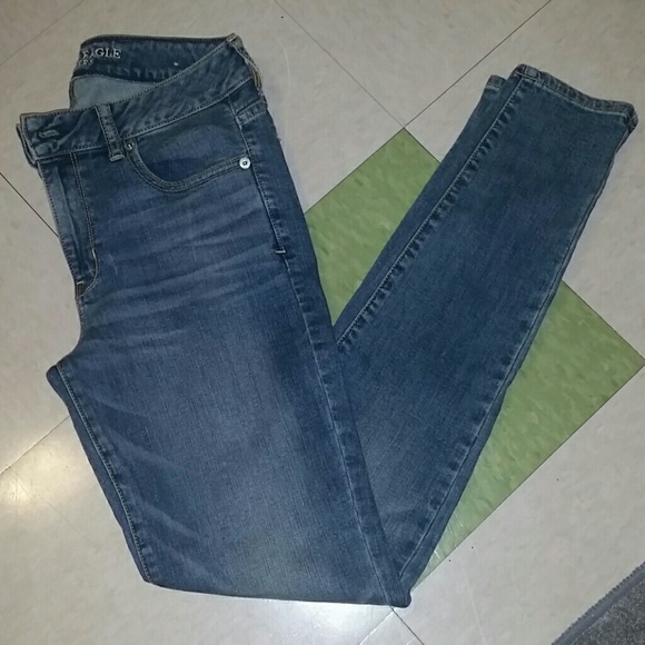 American Eagle Hi-Rise Skinny Jean