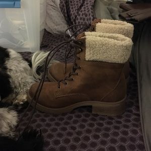 Perfect combat brown boots