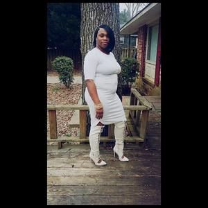 Meet your Posher, Myra