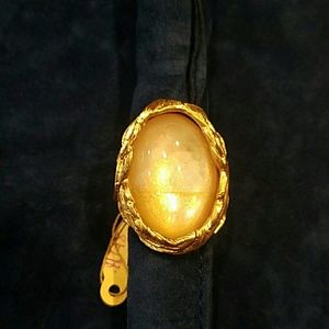 Gold mother of pearl like leaf ring