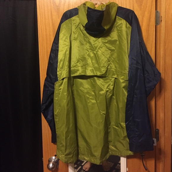 Nike windbreaker Fall Jacket with hood - Picture 2 of 3
