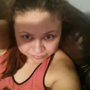 Meet your Posher, Isabel