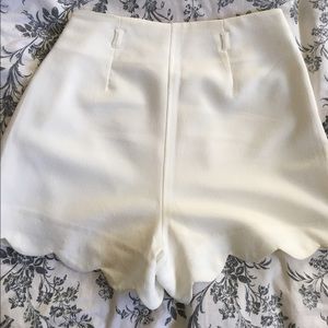 🤑Scalloped trim shorts🤑