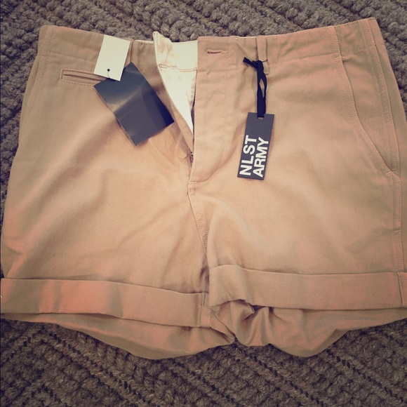 NLST shorts size 28