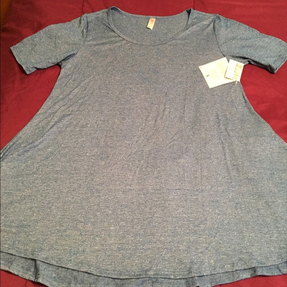 BNWT Small LuLaRoe Perfect T