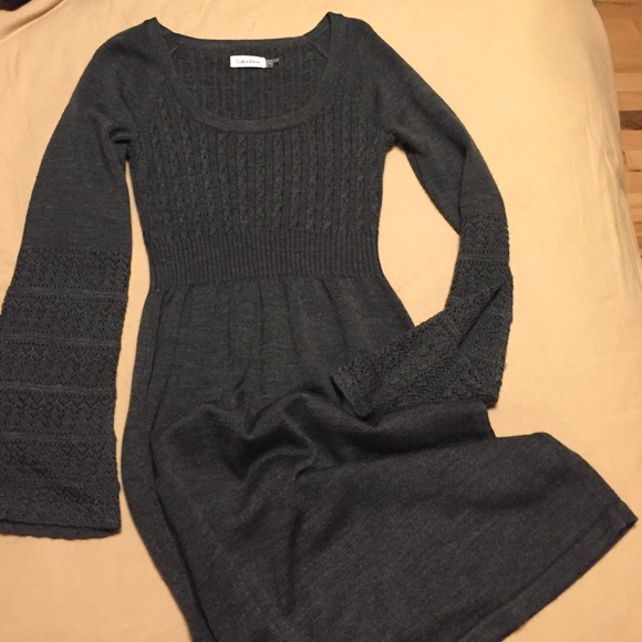 Calvin Klein NWOT bell sleeve sweater dress XS - Picture 3 of 4