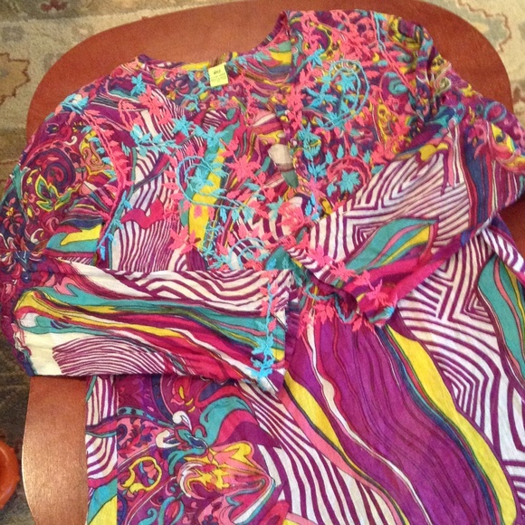 Raj embroidered tunic XL